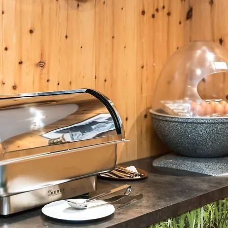 Garni Pfeifer Bed & Breakfast 3*