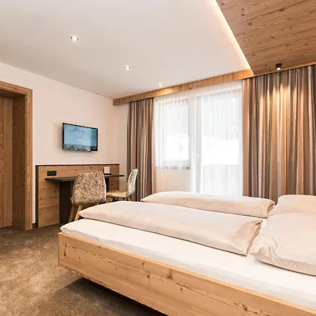 Garni Pfeifer Bed & Breakfast Ischgl