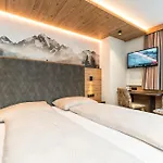 Garni Pfeifer 3*