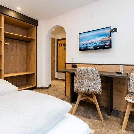 Garni Pfeifer 3* Ишгль